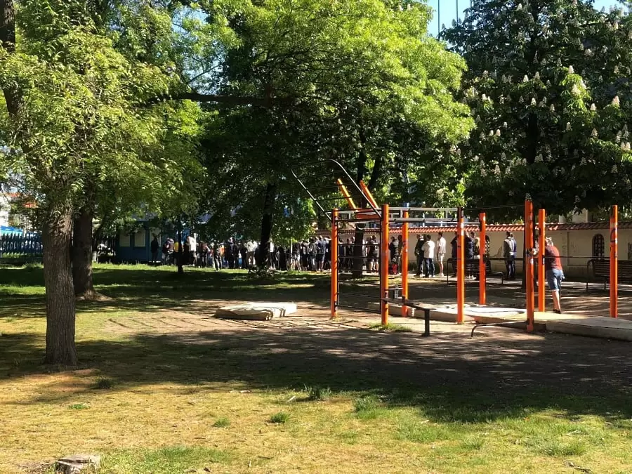 Надеждата умира последна – отново опашка от фенове пред касите на ''Георги Аспарухов''