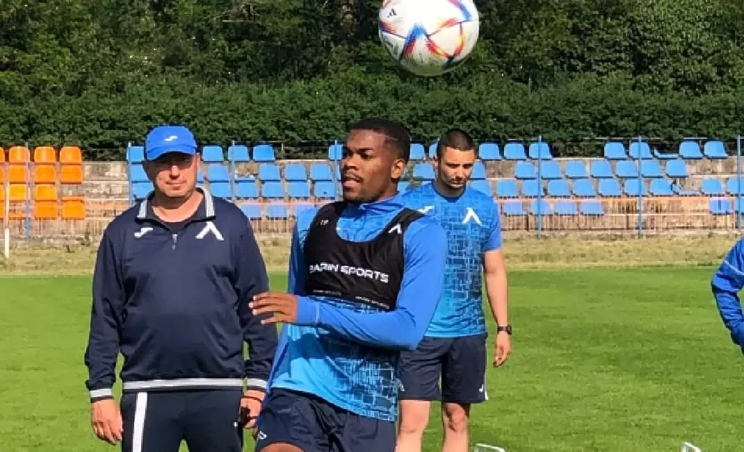 Роналдо направи първа тренировка с Левски