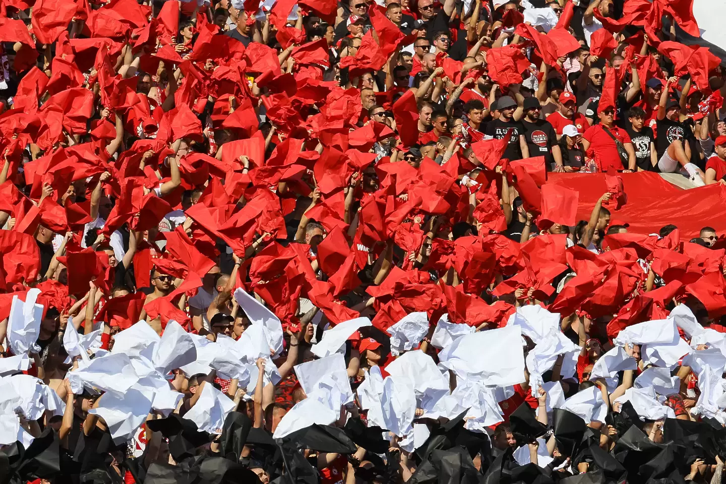 Феновете на ЦСКА не са се отказали от бойкота