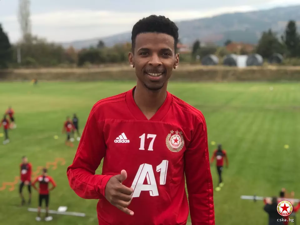 Обрат: Бивш футболист на ЦСКА пред трансфер в Славия