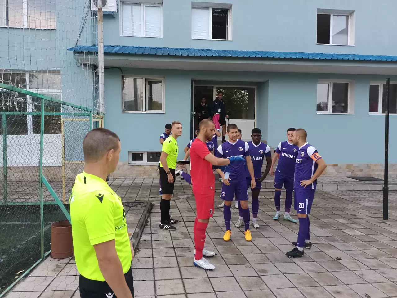 Феноменален гол и спорна дузпа при равенство между Беласица и Етър