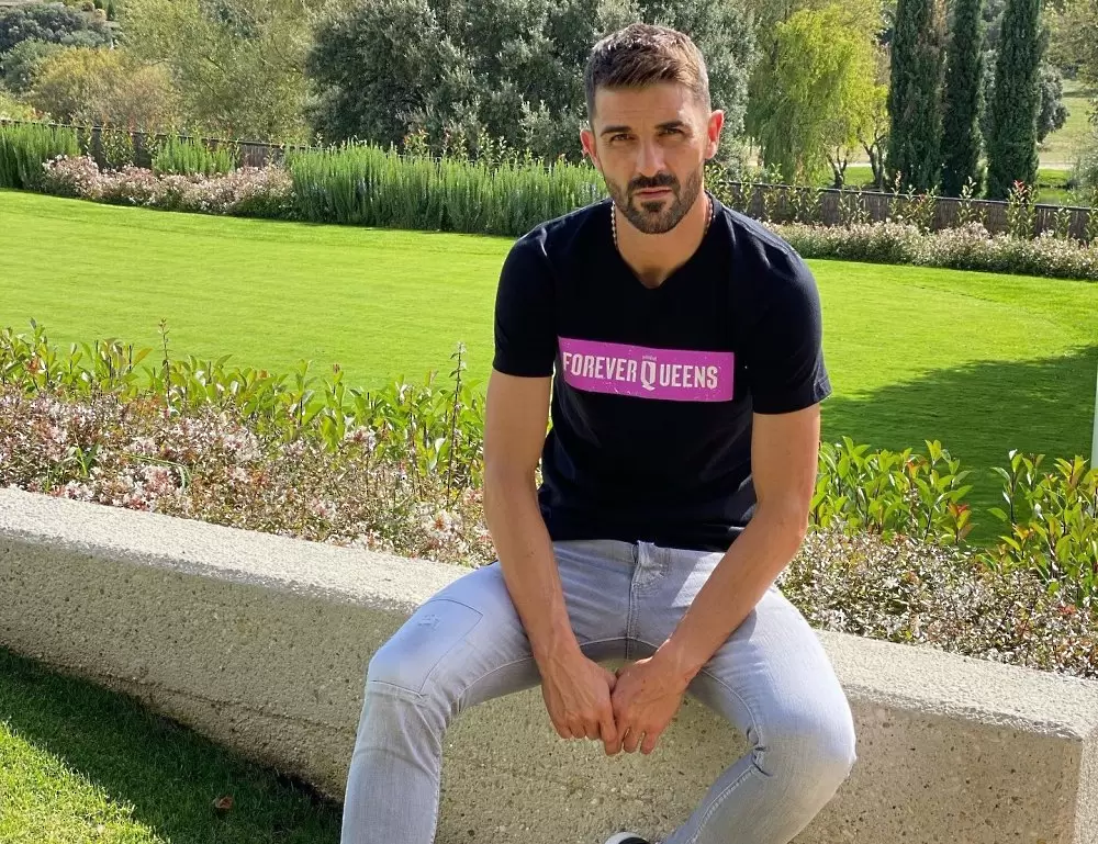 Давид Вия приветства феновете на Барса в България