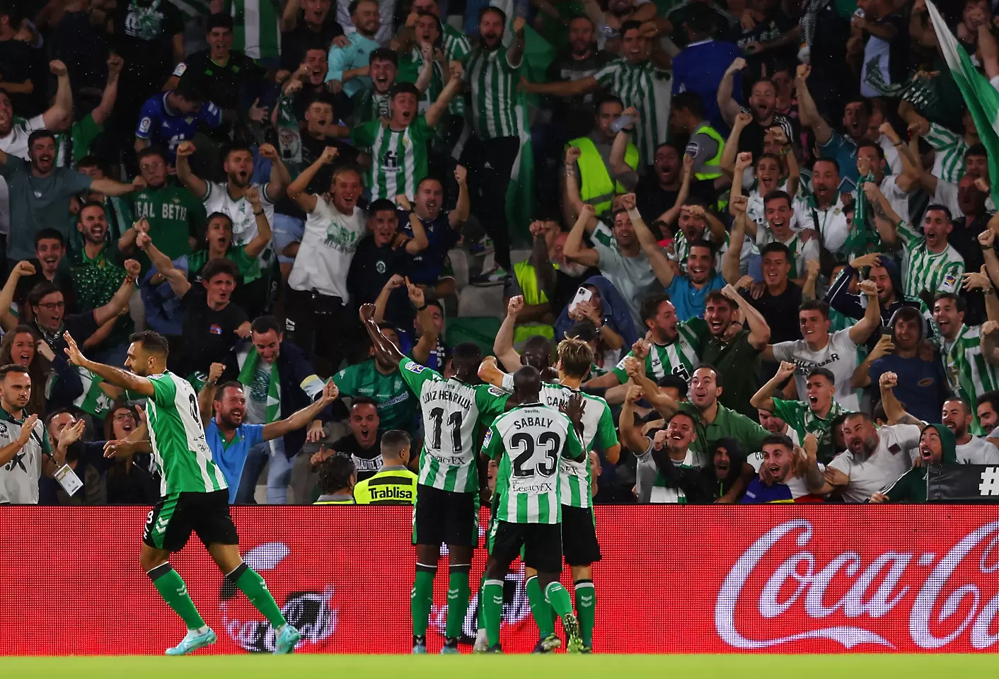 Два гола за пет минути донесоха победата на Бетис срещу Алмерия (ВИДЕО)