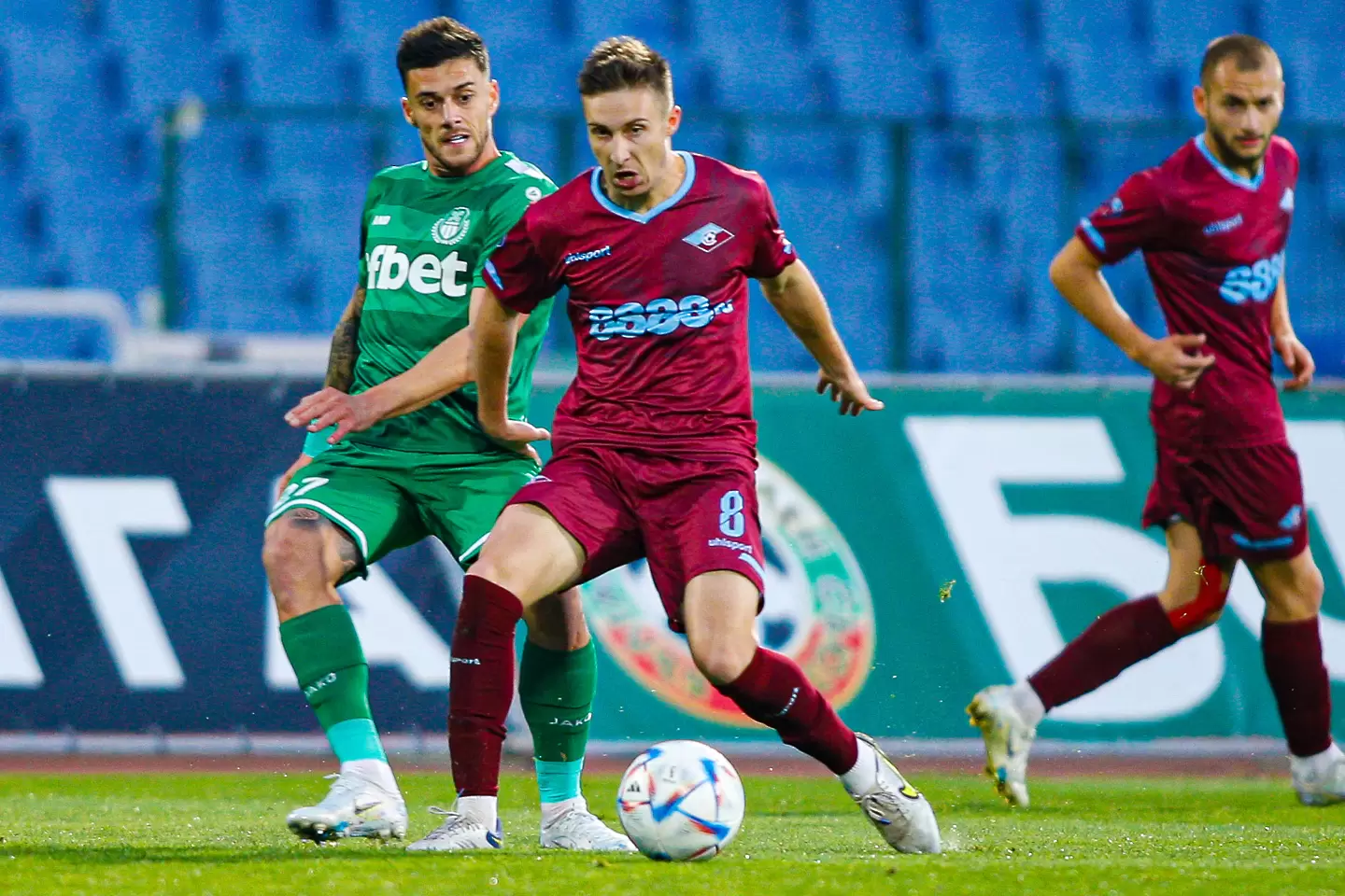 Септември и Хебър не успяха да отлепят