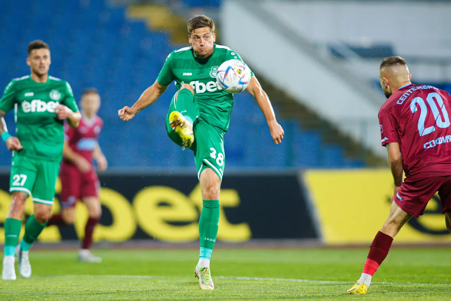 Септември и Хебър не успяха да отлепят