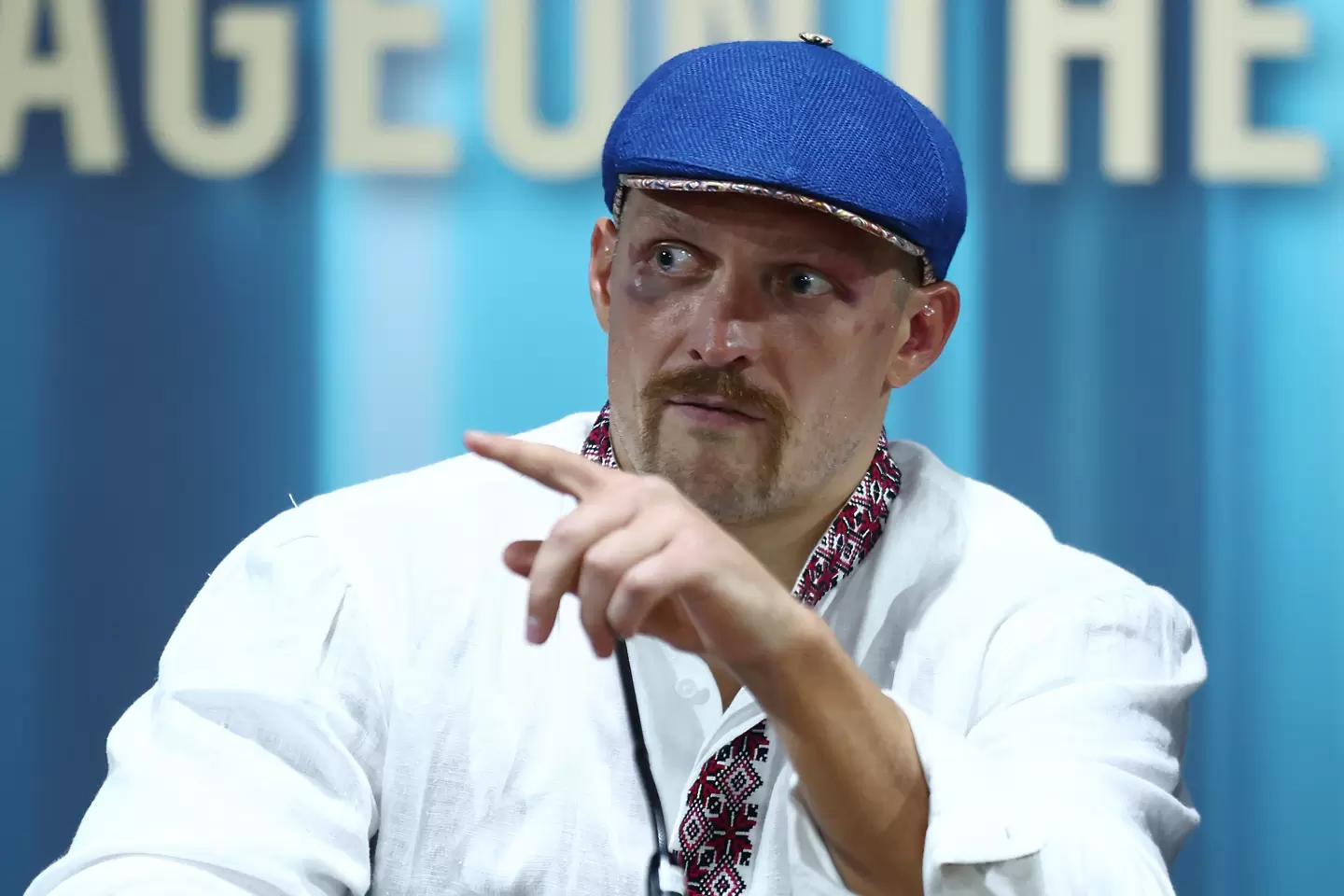 Усик се срещна с украински войници и изстреля ракета (ВИДЕО)