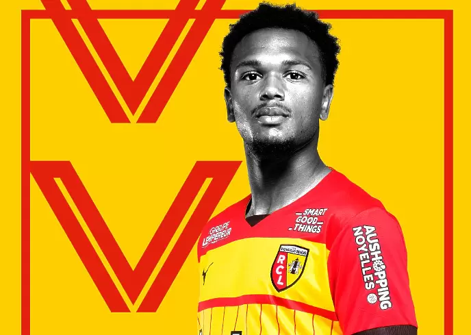 twitter.com/RCLens