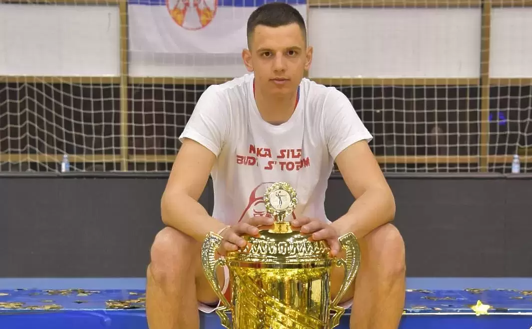 Волейболен национал с блага вест