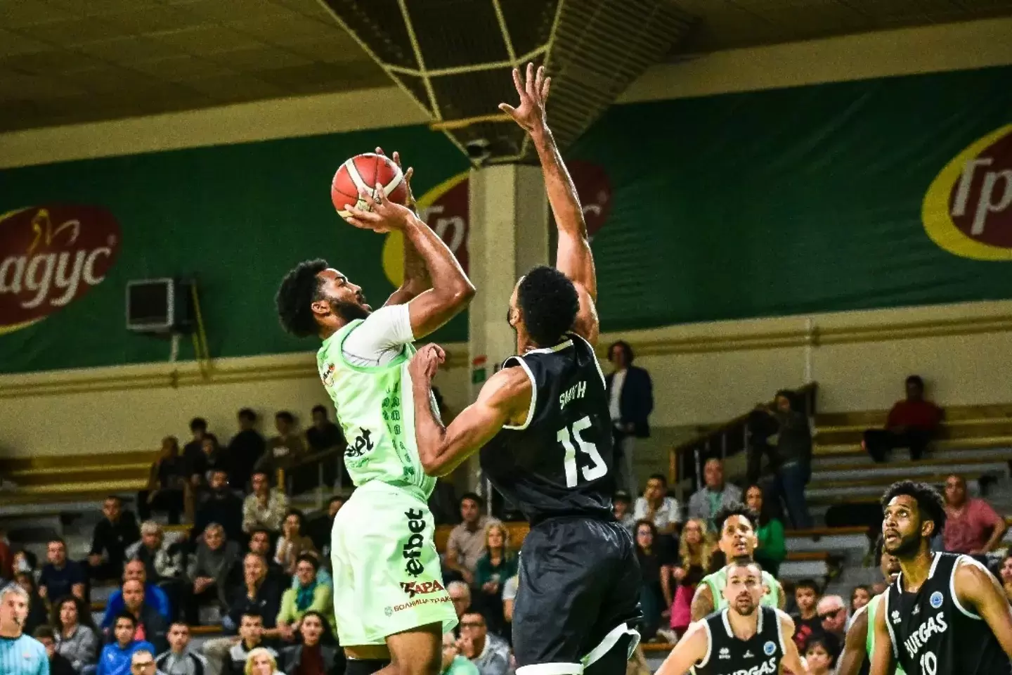 facebook.com/Beroebasketball