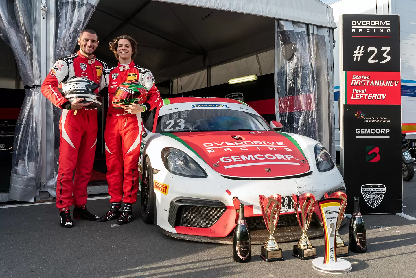 Павел Лефтеров в София за премиерата на документалния филм за отбора му Overdrive Racing ''Първата обиколка''