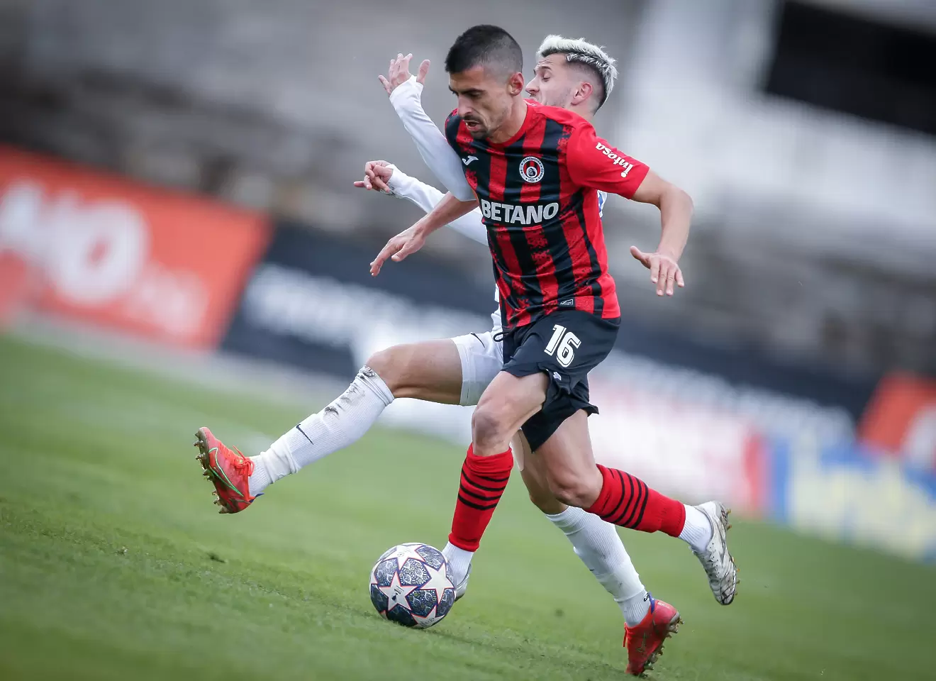 Три победи с продължения и една с дузпи за SESAME Купа на България