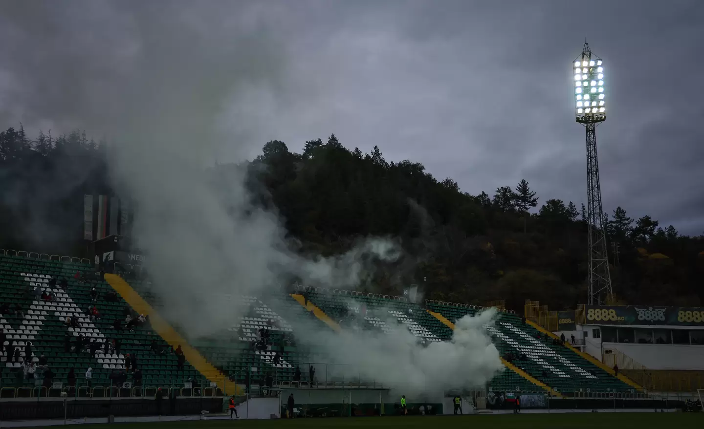 Три победи с продължения и една с дузпи за SESAME Купа на България