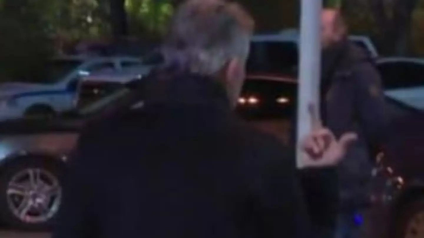 "Показалецът" или показалецът на Емил Костадинов (СНИМКА)