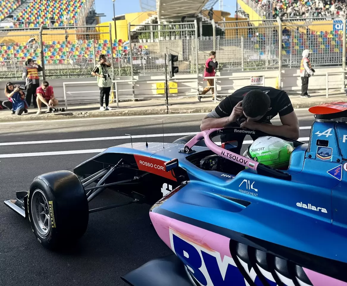 Снимка: ART Grand Prix