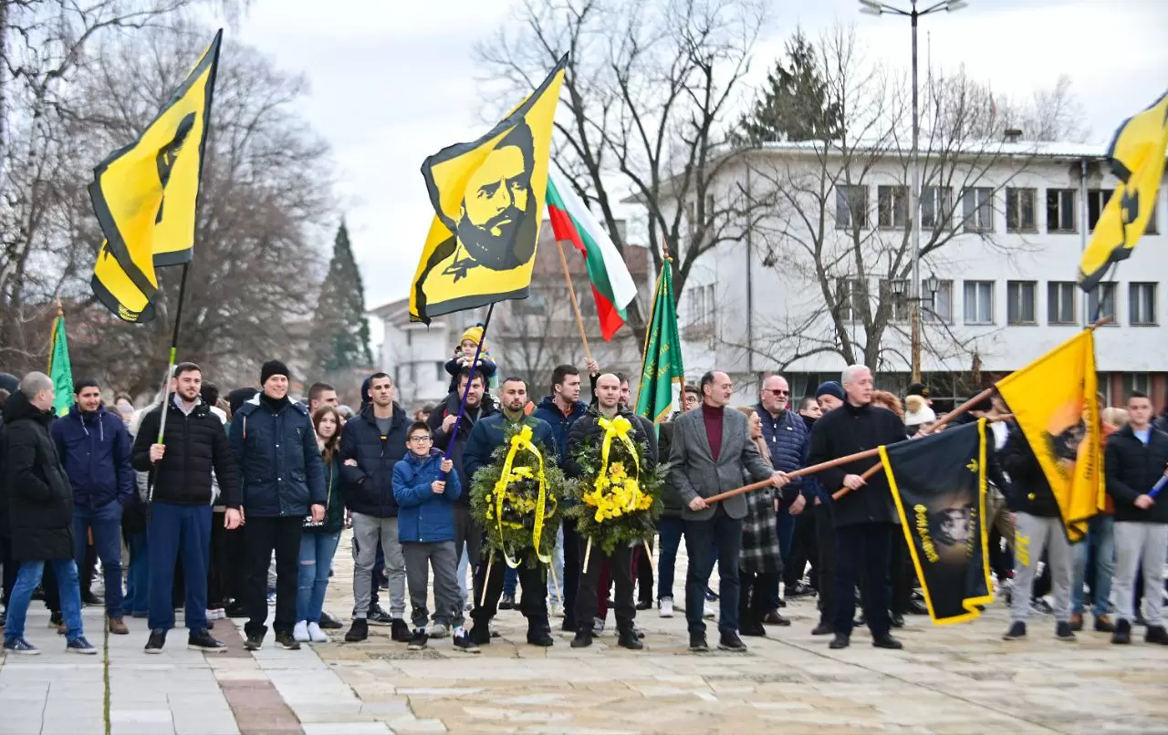 Ботев Пд почете Христо Ботев в Калофер и Пловдив