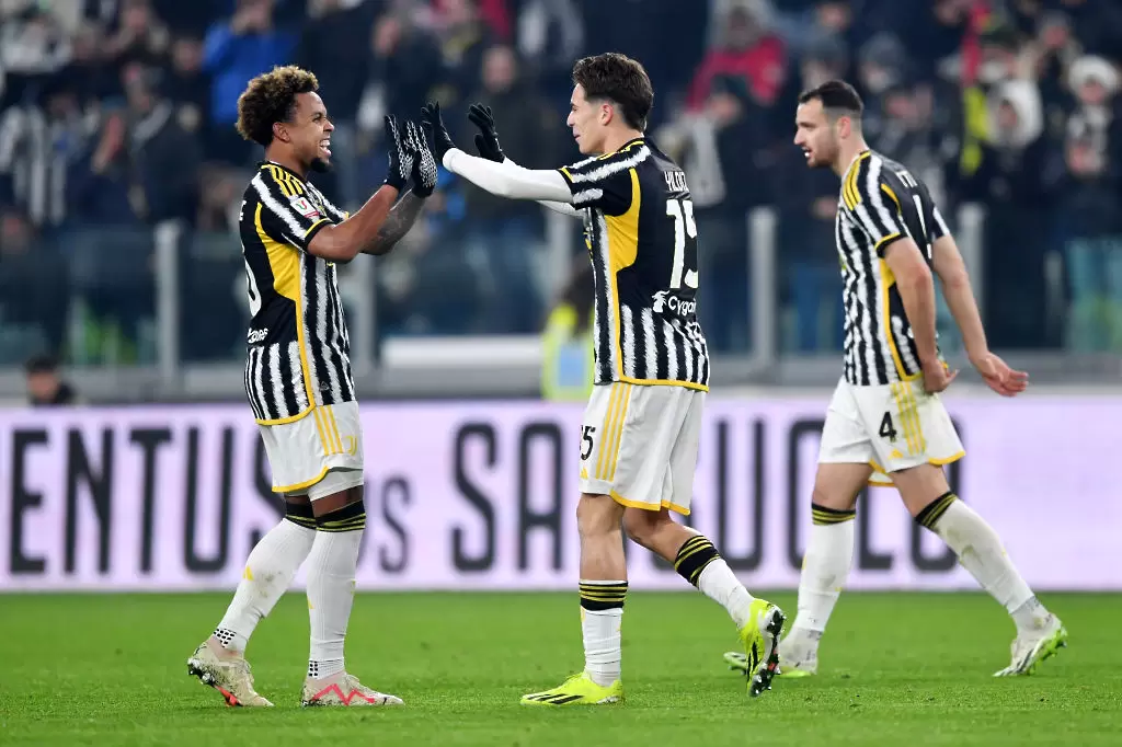 Милик поведе ''Старата госпожа'' на парад през Фрозиноне за Купата