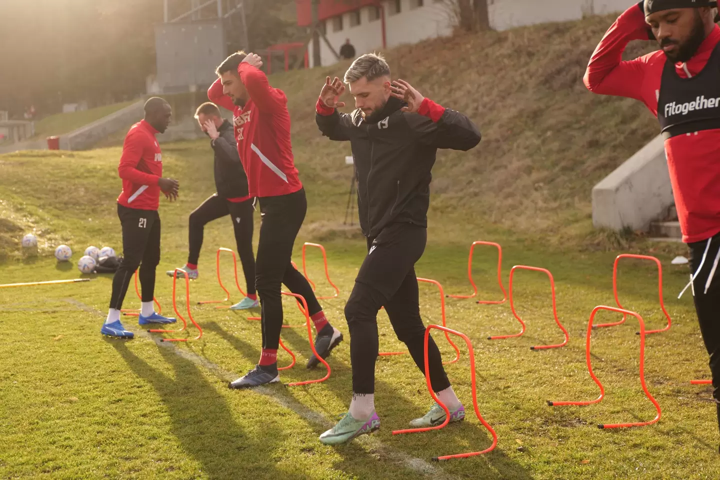 Капитанът на ЦСКА започна подготовка, само Бусато от латиносите тренира с „червените“