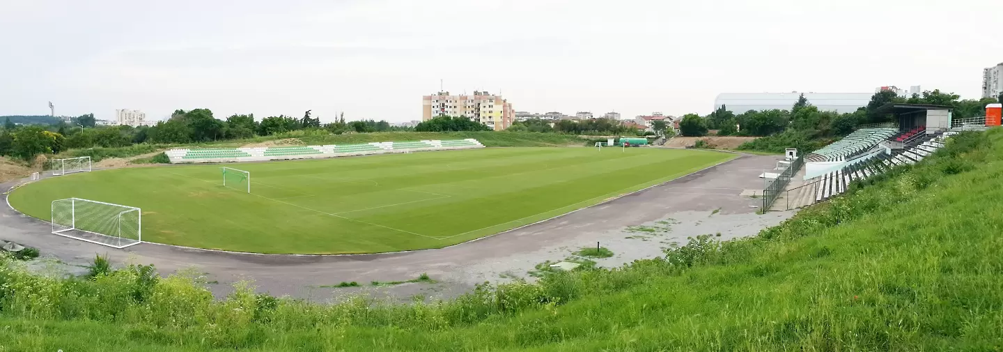 Спряха тока на спортна база ''Берое'' поради неплатени сметки