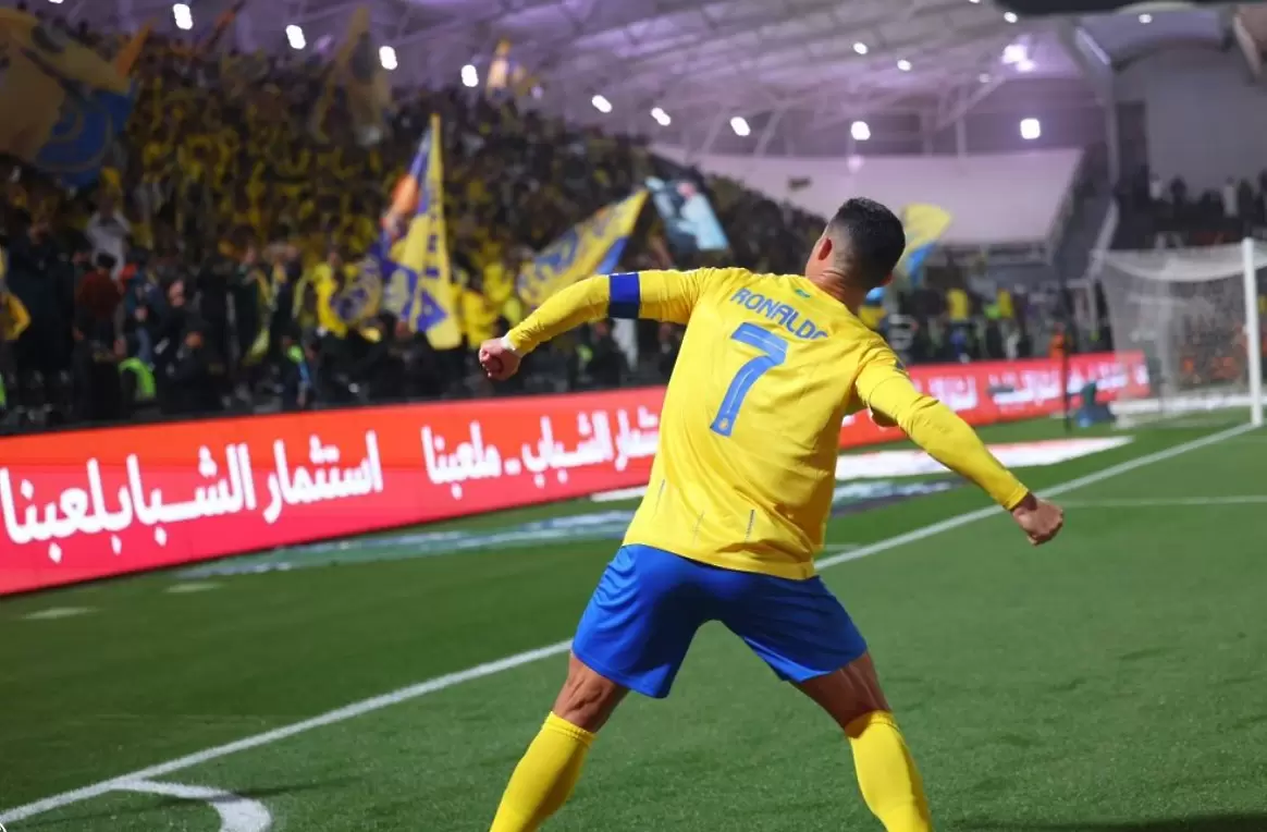 https://twitter.com/AlNassrFC_EN