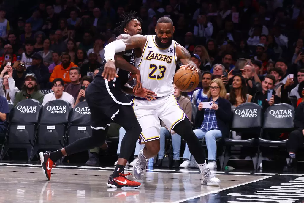 ЛеБрон: Не планирам да играя още 21 години