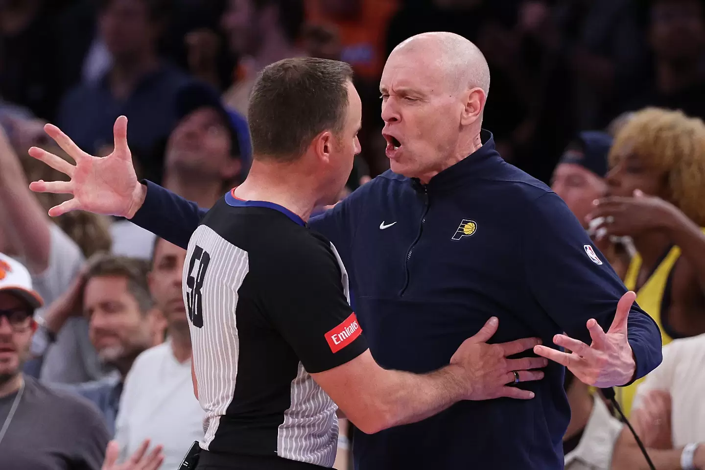 Рик Карлайл е крайно недоволен от съдиите / Getty Images
