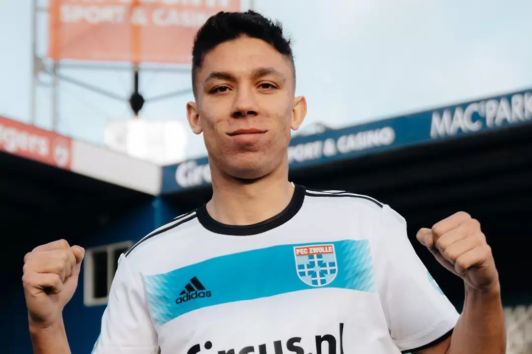 Филип Кръстев направи силен мач за Цволе / facebook.com/peczwolle