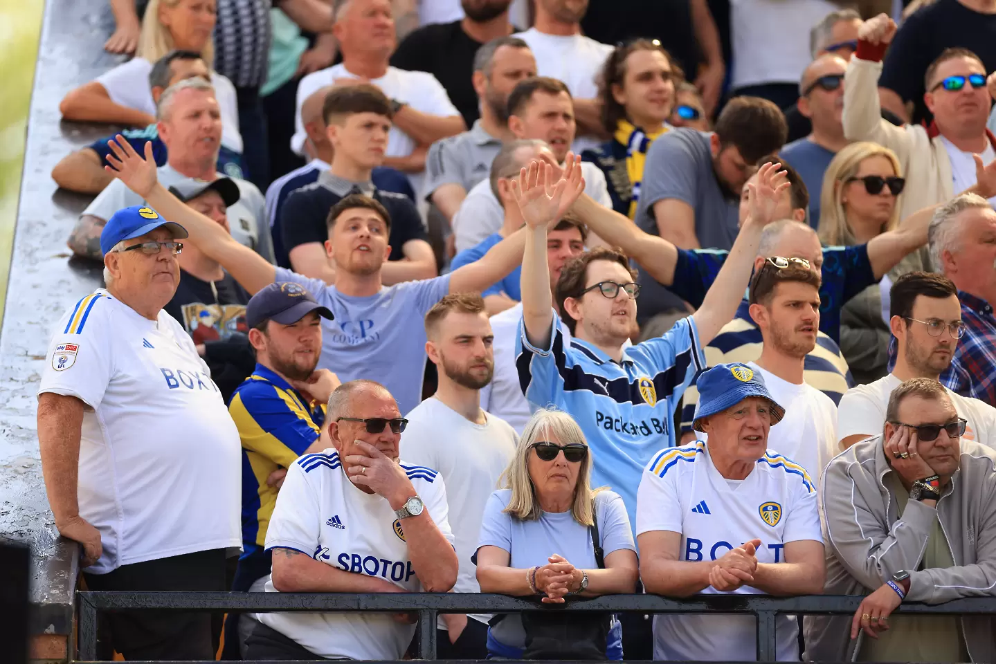 Фен на Лийдс е бил нападнат след мача с Норич, има арестувани / Getty Images