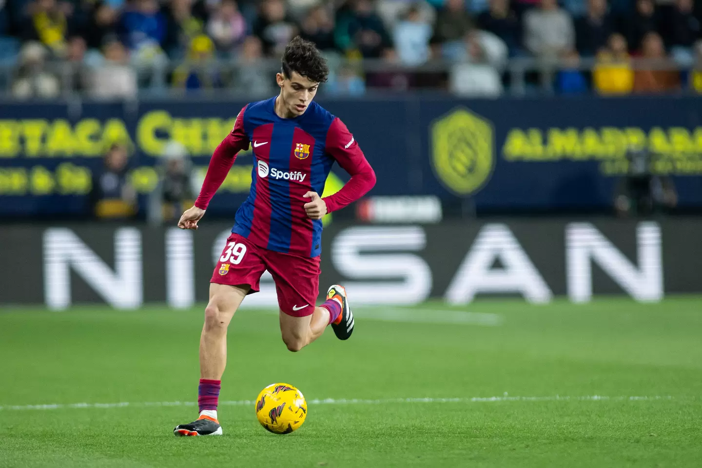 Още един талант се обвързва с нов дългосрочен договор с Барселона  / Getty Images
