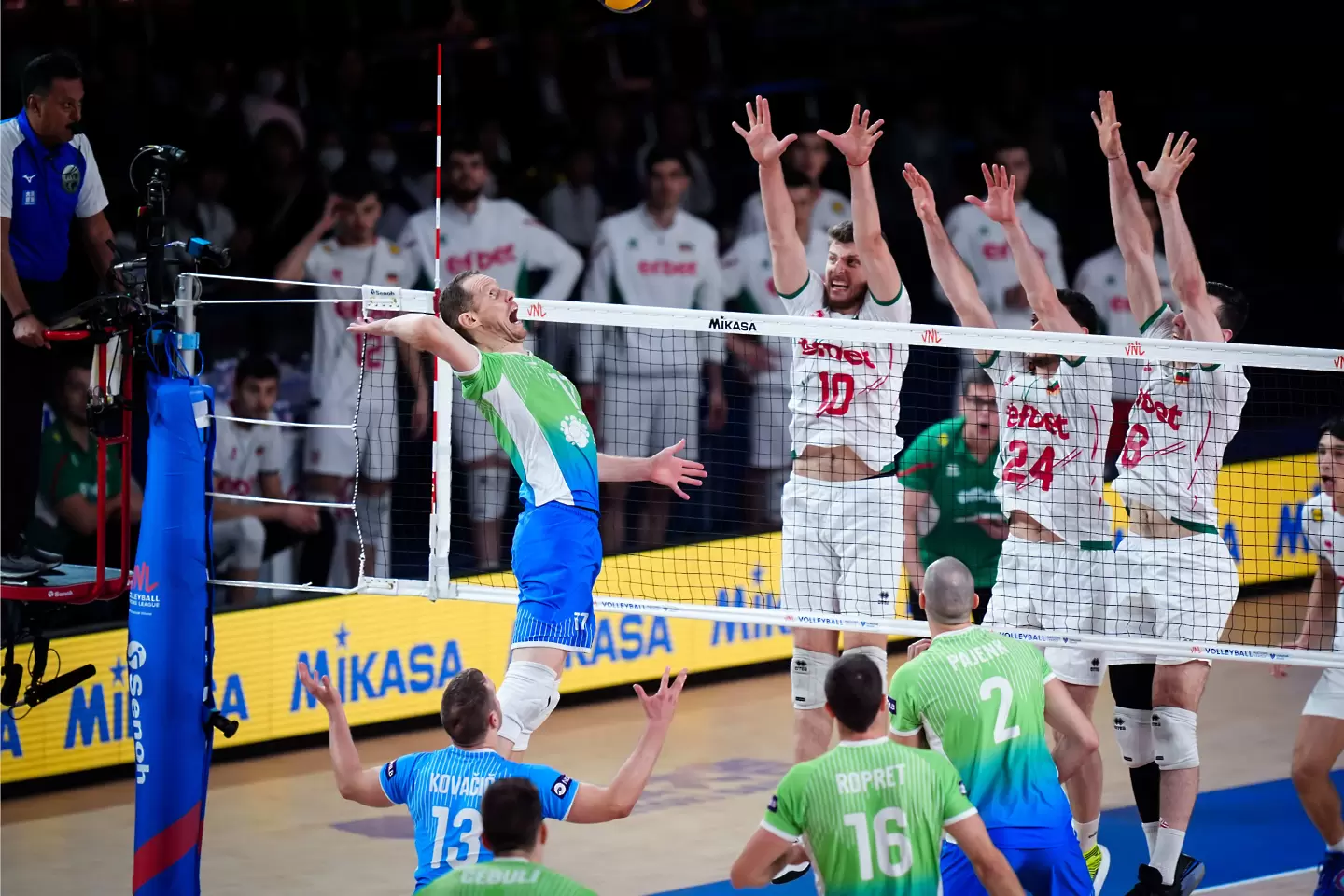 volleyballworld.com