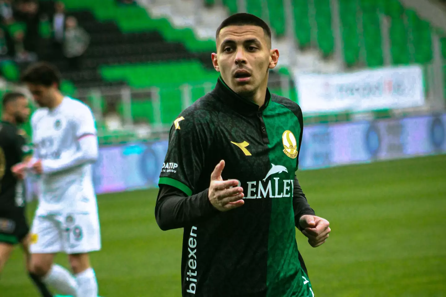 twitter.com/Sakaryaspor