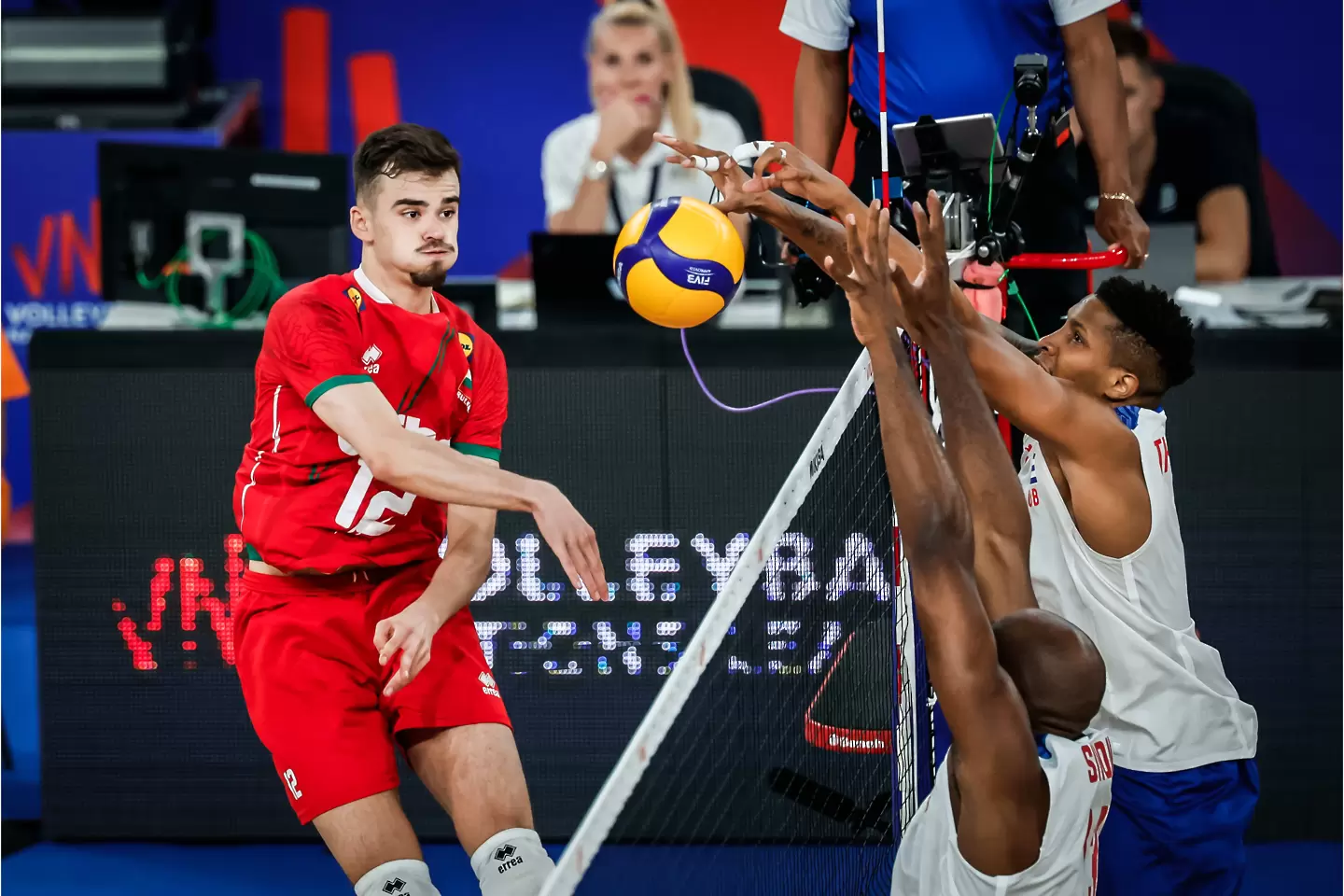 volleyballworld.com