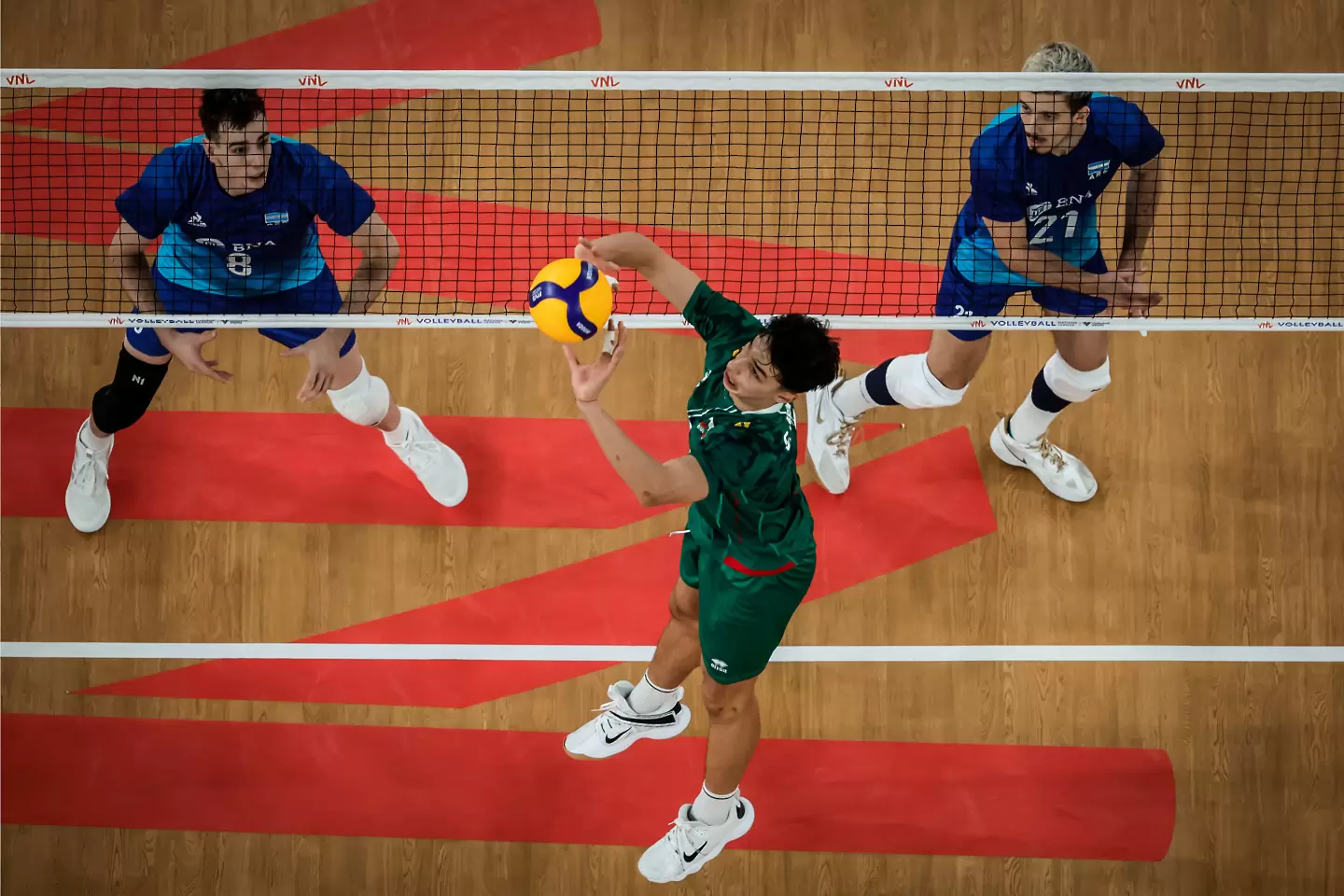 Симеон Николов / volleyballworld.com