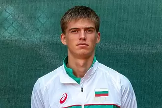Несетров продължава напред в Швейцария, след като съперникът му се отказа