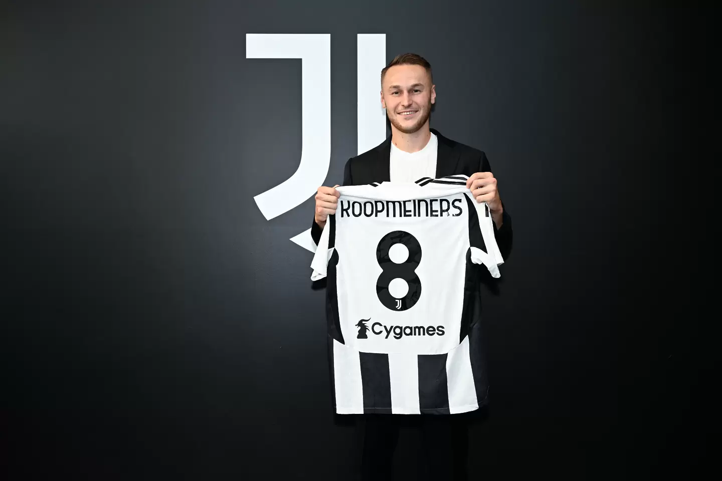 Ювентус представи Коопмайнерс / Getty Images