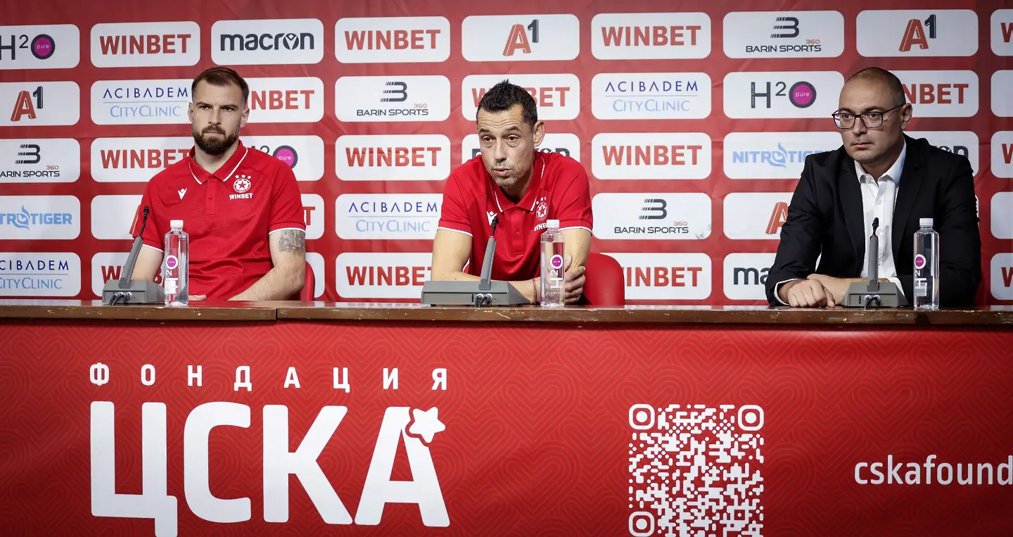 Густаво Бусато, Александър Томаш, Виктор Игнатов / startphoto.bg