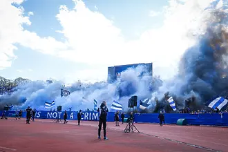 Феновете на Левски изкупиха билетите за мача с ЦСКА