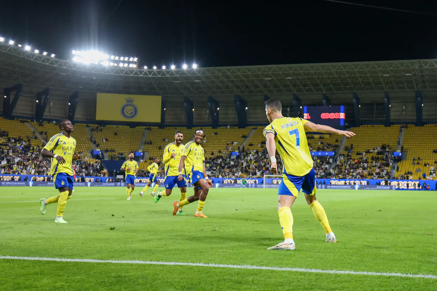 Кристиано Роналдо вкара два гол за победата на Ал Насър над Дамак с 2:0 / Getty Images