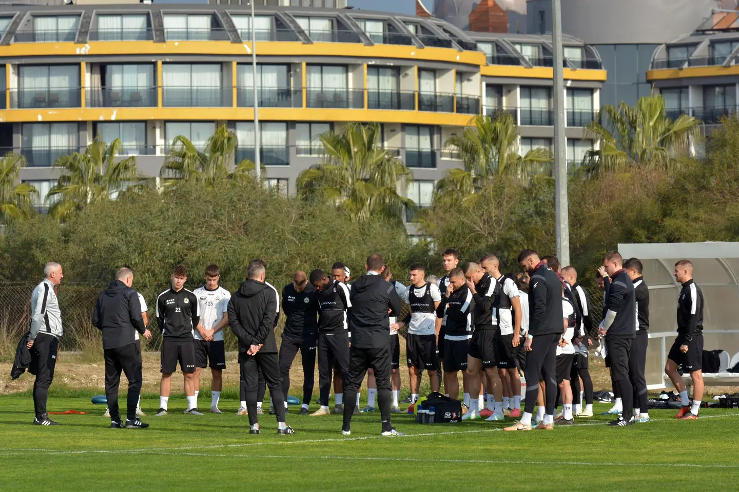 Славия с първа тренировка в Турция / Светослав Костадинов, pfcslavia.com