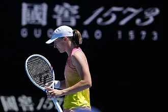 Швьонтек гази като валяк на Australian Open