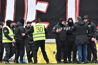 Полицията арестува двама за разбития нос на делегата на мача Локомотив Пловдив – Септември