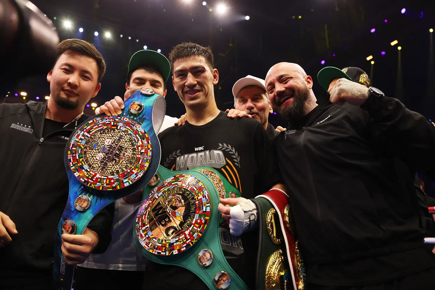 Дмитрий Бивол / Getty Images