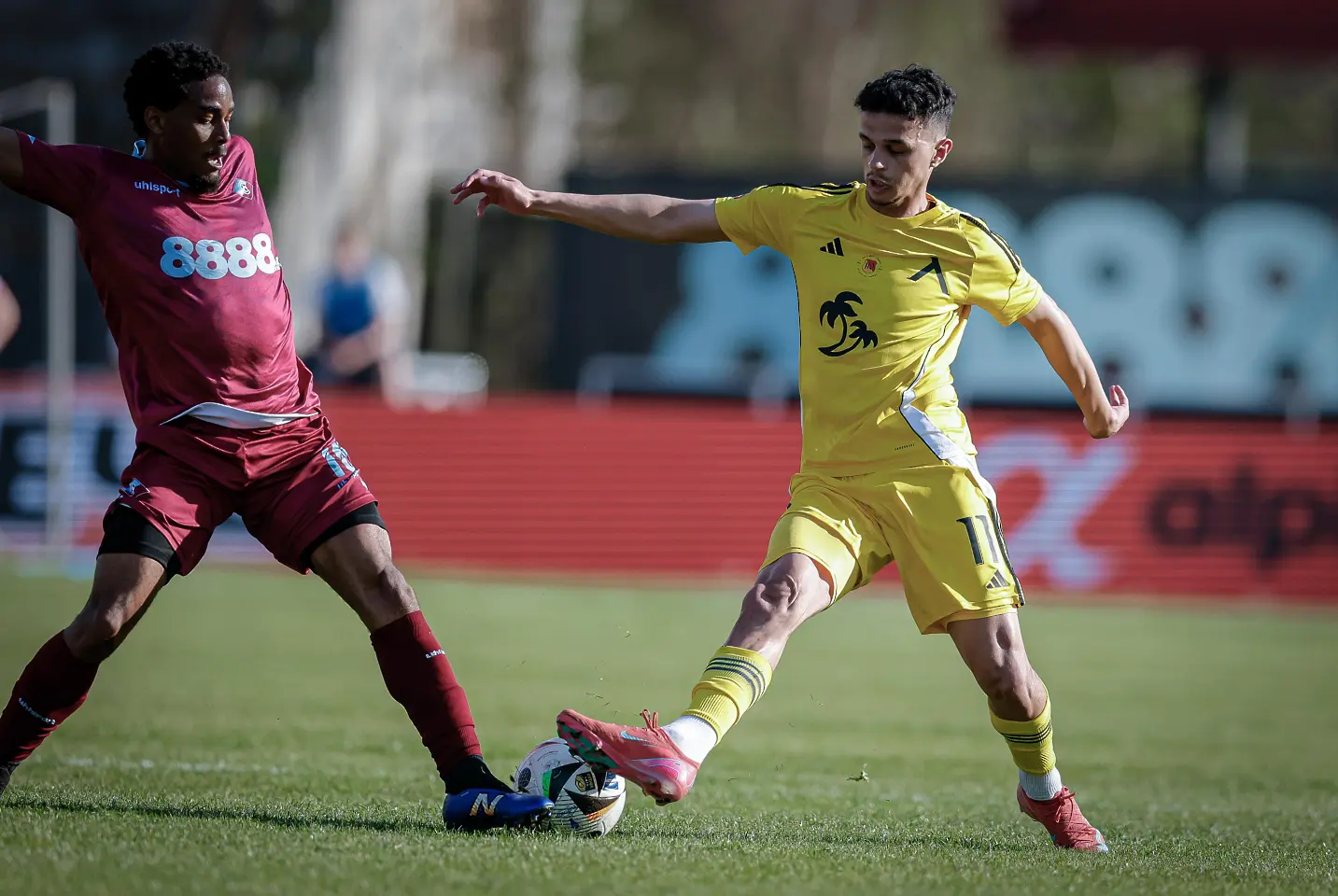 Ел Джемили за новия си договор: Ще видим, чакаме