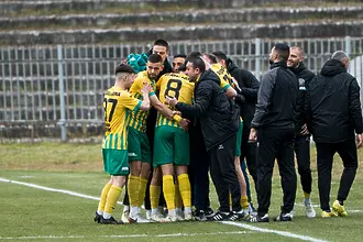 Добруджа докосва елита, а Спортист Своге посегна смело към спасението си