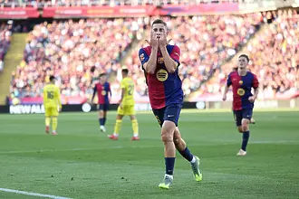 Интер ще заменя Мхитарян с полузащитник на Барселона