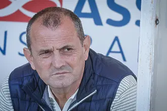 Четирима приключиха със Славия