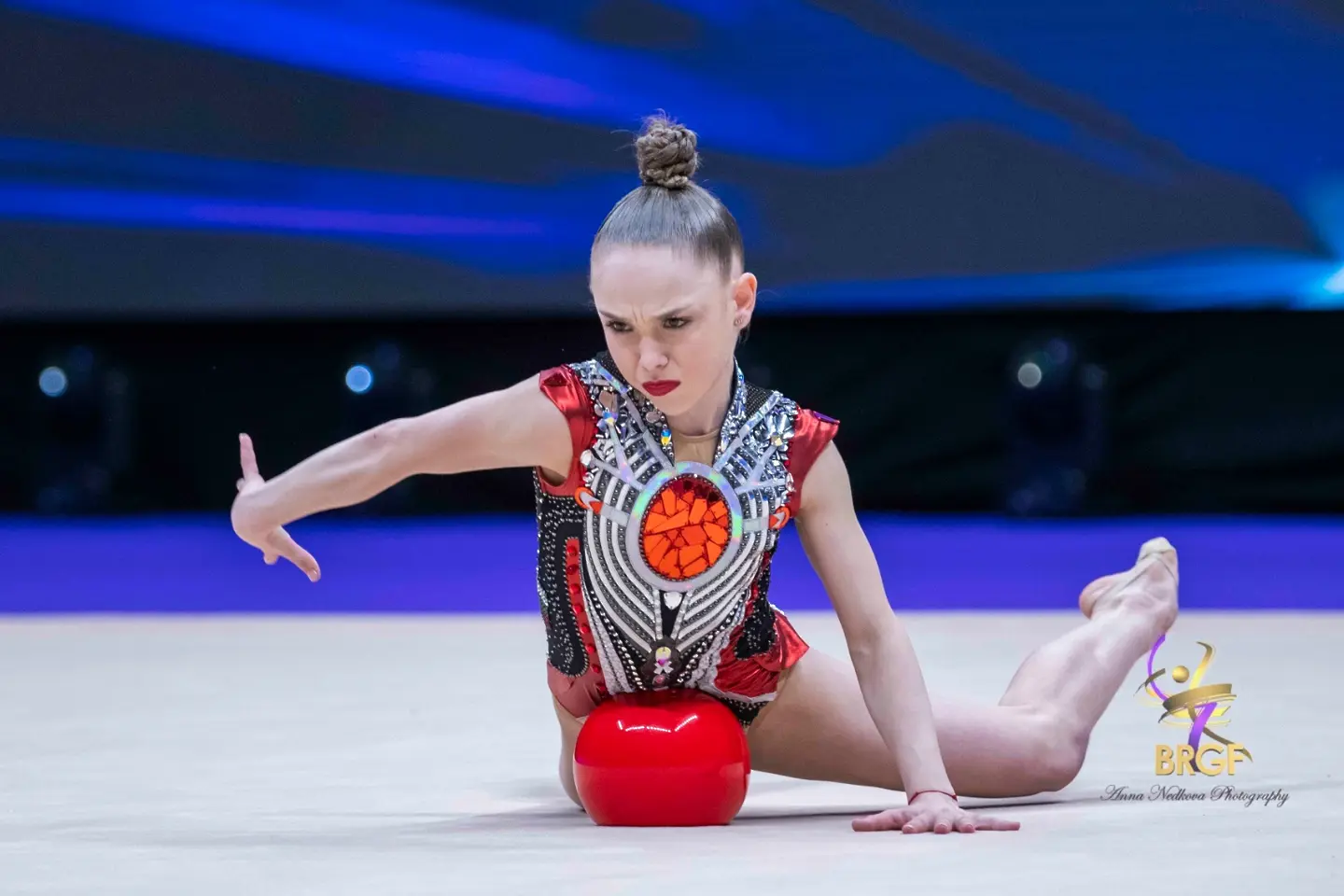 Стилияна Николова / Анна Недкова, БФХГ