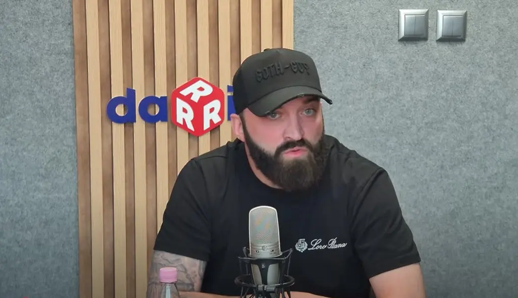 Маркетинговият директор на БФС: Започва продажбата на новата фланелка на националния отбор
