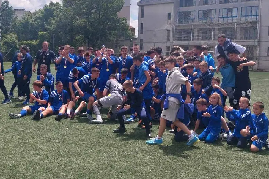 Левски U17 шампион на елитната дивизия за сезон 2024/25 / dsport.bg
