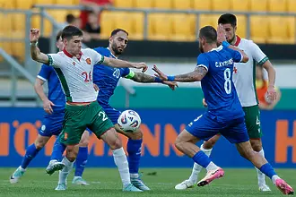 На живо: Кипър изравни на България, греда за лъвовете