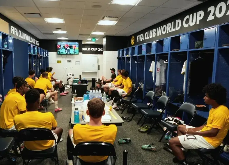 Борусия Дортмунд / Borussia Dortmund @BVB Х